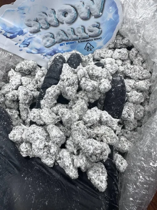 Snow Caps Weed - Snow Balls Weed - Exotic Moonrocks - Half Pound